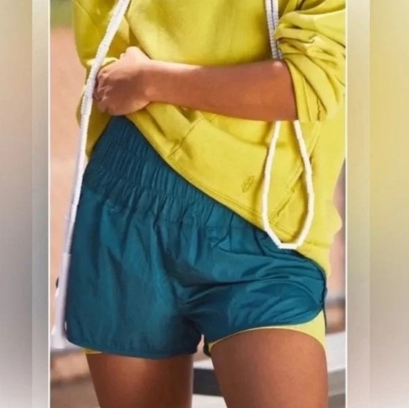Free People Movement The Way Home Shorts•Size Medium•NWOT - Picture 4 of 5